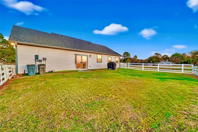 6702 S Mallard Drive, Fulshear, TX 77441