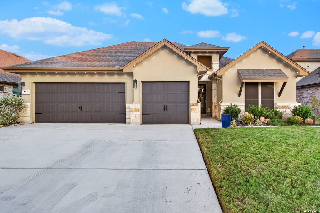 317 VALIANT VLY, Cibolo, TX 78108