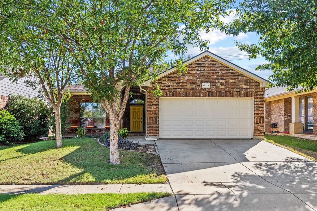 12216 Long Stem Trail, Fort Worth, TX 76244 — exterior