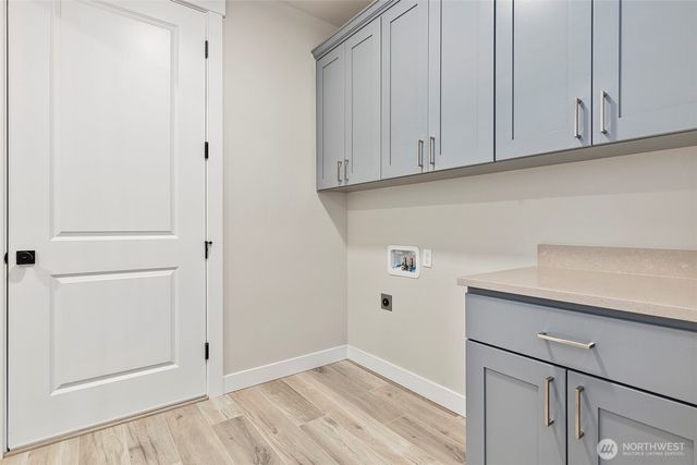 1529 Lockridge Loop E, Enumclaw, WA 98022