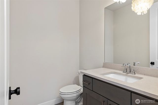 1529 Lockridge Loop E, Enumclaw, WA 98022