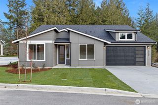 1529 Lockridge Loop E, Enumclaw, WA 98022