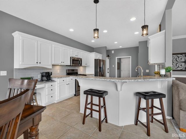 11731 Island Cove Drive, Fort Wayne, IN 46845