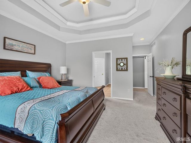 11731 Island Cove Drive, Fort Wayne, IN 46845