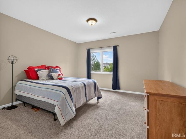 11731 Island Cove Drive, Fort Wayne, IN 46845