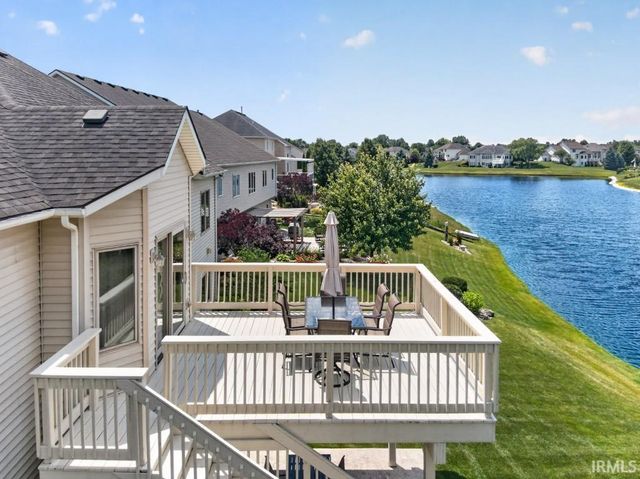 11731 Island Cove Drive, Fort Wayne, IN 46845