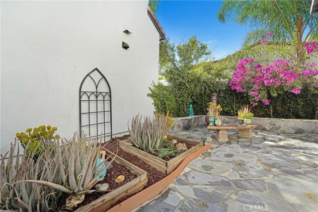 23312 Montecito Place, Valencia, CA 91354