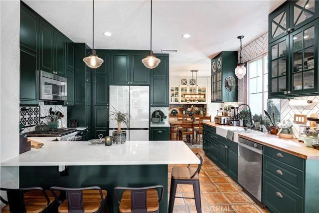 23312 Montecito Place, Valencia, CA 91354