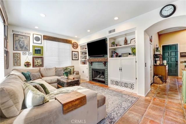 23312 Montecito Place, Valencia, CA 91354