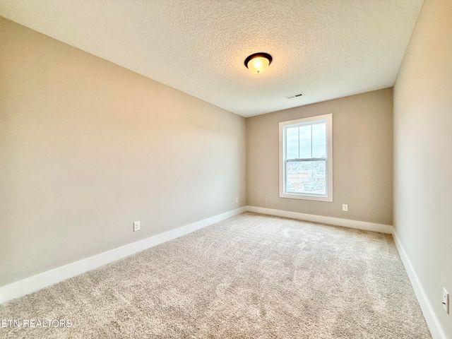 2426 Tributary Drive, Sevierville, TN 37876