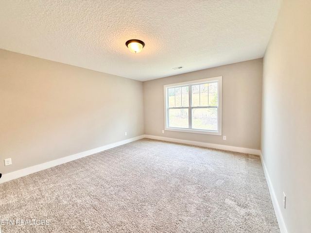 2426 Tributary Drive, Sevierville, TN 37876