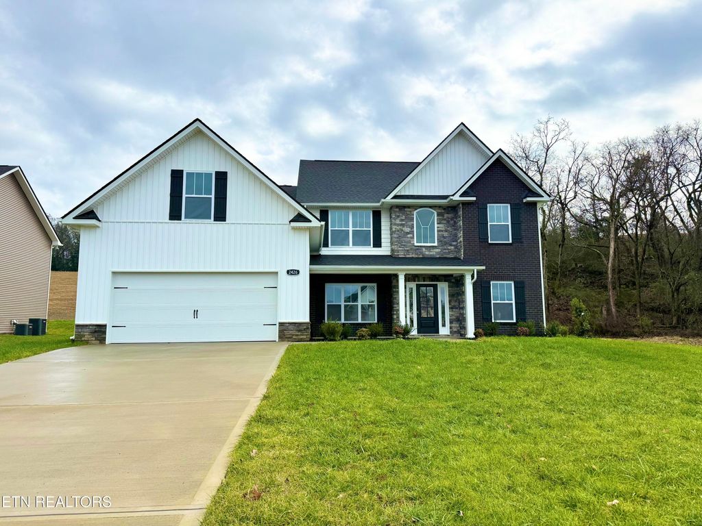 2426 Tributary Drive, Sevierville, TN 37876