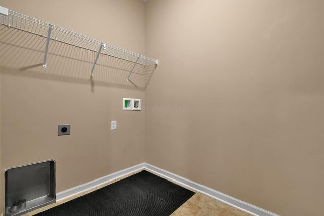 139 Beaman Gates Drive SW, Granville, OH 43023