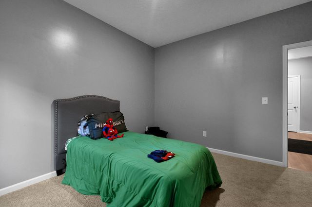 139 Beaman Gates Drive SW, Granville, OH 43023