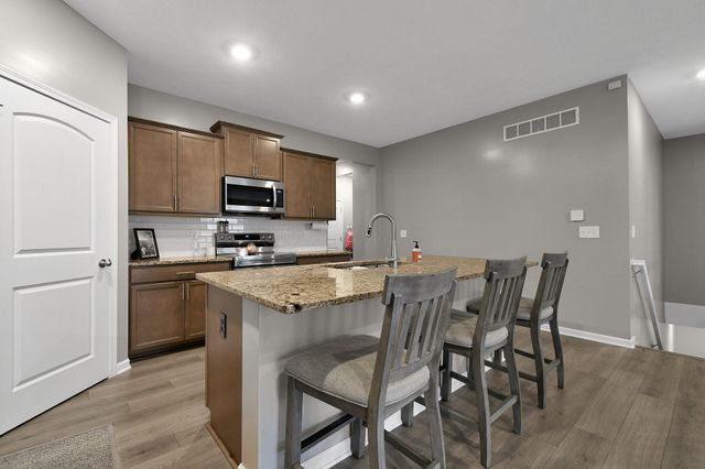 139 Beaman Gates Drive SW, Granville, OH 43023