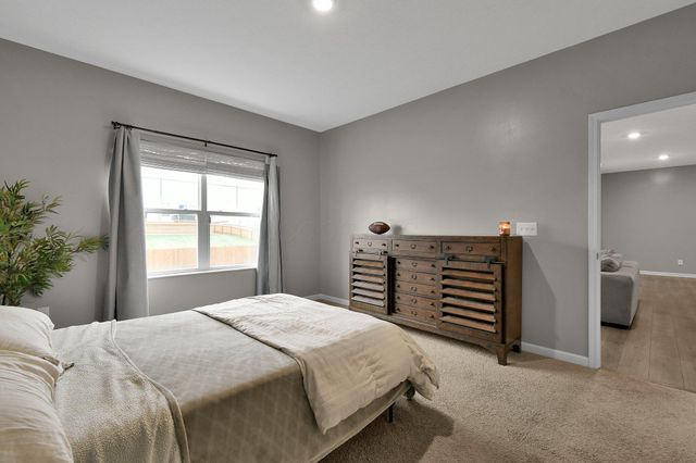 139 Beaman Gates Drive SW, Granville, OH 43023