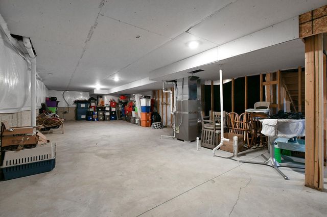 139 Beaman Gates Drive SW, Granville, OH 43023