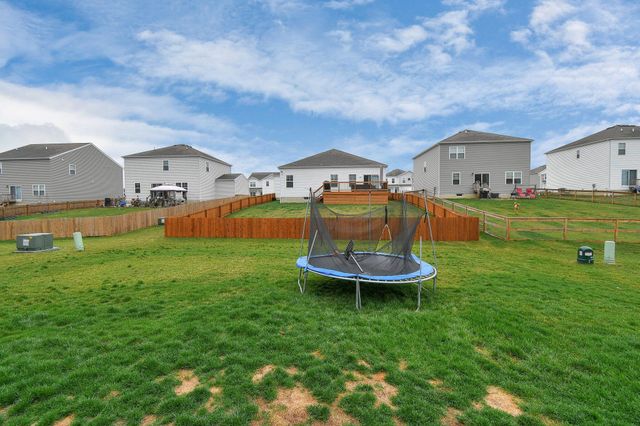139 Beaman Gates Drive SW, Granville, OH 43023