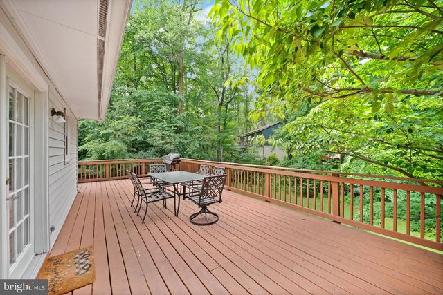 16210 SHEFFIELD DR, Dumfries, VA 22025