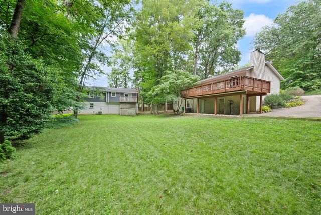 16210 SHEFFIELD DR, Dumfries, VA 22025