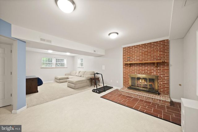 16210 SHEFFIELD DR, Dumfries, VA 22025