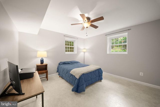 16210 SHEFFIELD DR, Dumfries, VA 22025