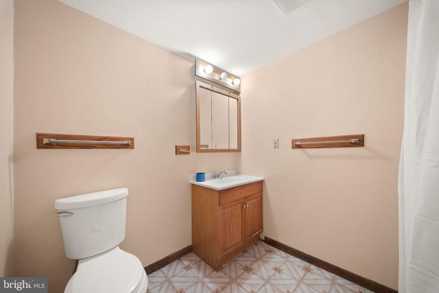 16210 SHEFFIELD DR, Dumfries, VA 22025