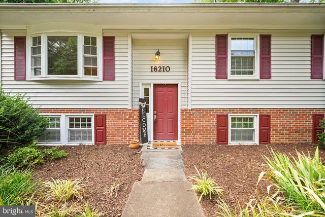 16210 SHEFFIELD DR, Dumfries, VA 22025
