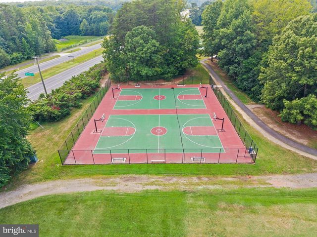 16210 SHEFFIELD DR, Dumfries, VA 22025