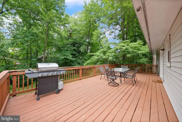 16210 SHEFFIELD DR, Dumfries, VA 22025