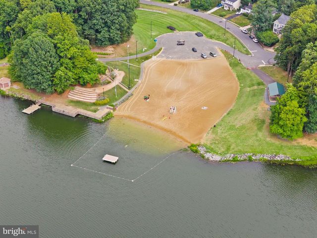 16210 SHEFFIELD DR, Dumfries, VA 22025