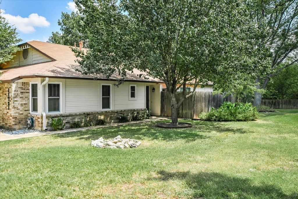 11721 Norwegian Wood DR, Austin, TX 78758