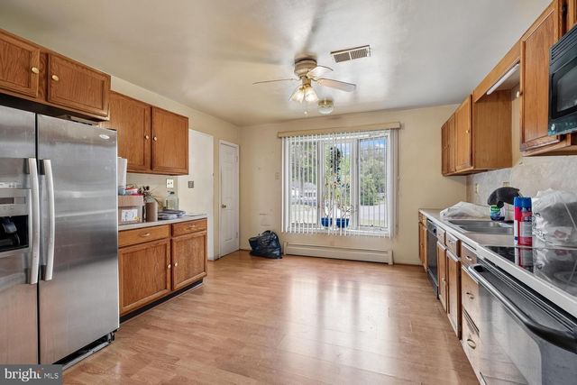 6701 BIRCH LN, Temple Hills, MD 20748