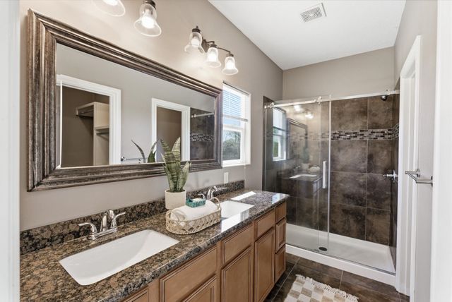 403 W Koob Ln, Andover, KS 67002