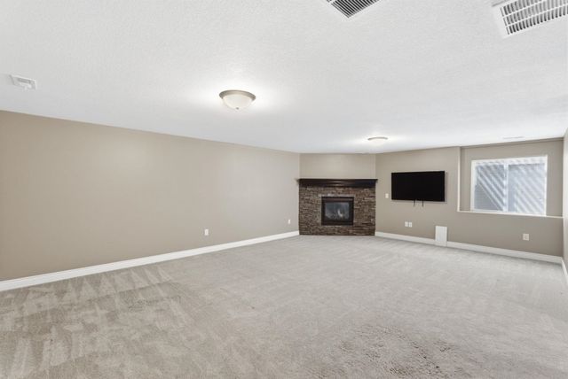 403 W Koob Ln, Andover, KS 67002