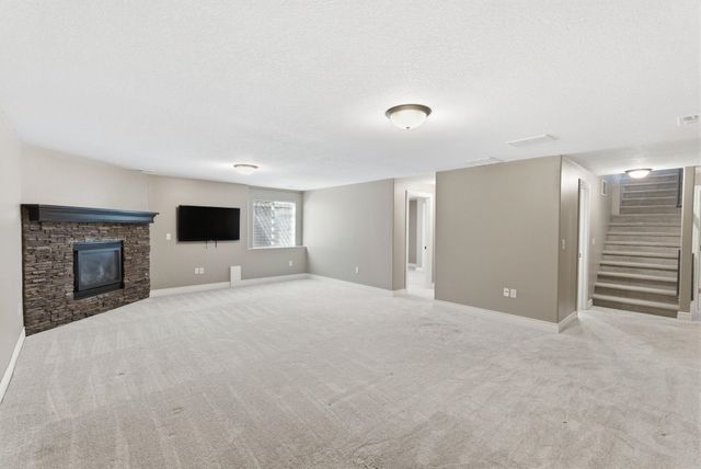 403 W Koob Ln, Andover, KS 67002