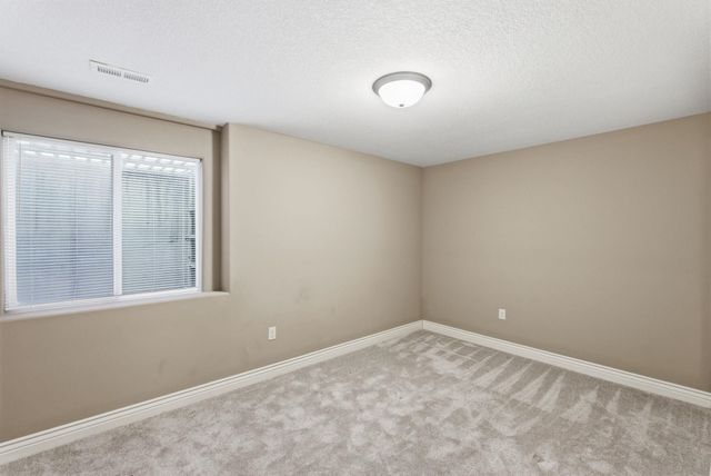 403 W Koob Ln, Andover, KS 67002