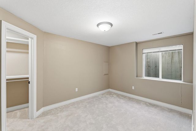 403 W Koob Ln, Andover, KS 67002