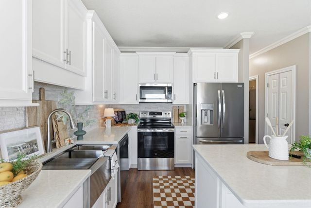 403 W Koob Ln, Andover, KS 67002