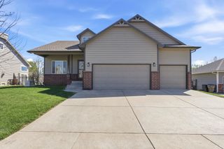 403 W Koob Ln, Andover, KS 67002