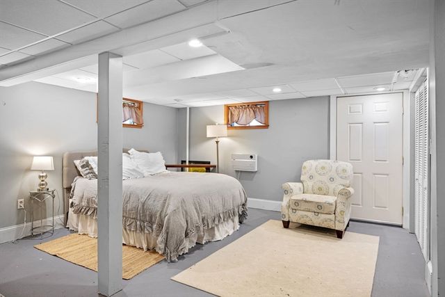 405 Asbury Street, Hamilton, MA 01982