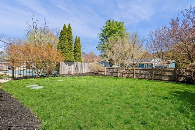 405 Asbury Street, Hamilton, MA 01982