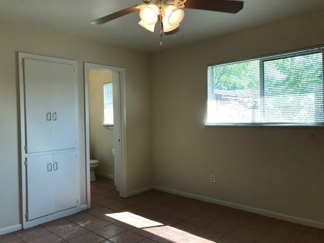 5213 Joe Sayers Ave 3, Austin, TX 78756