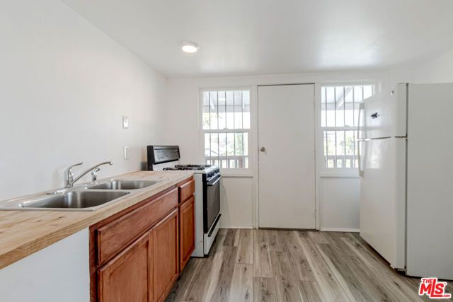 1613 Pennsylvania Avenue, Los Angeles, CA 90033