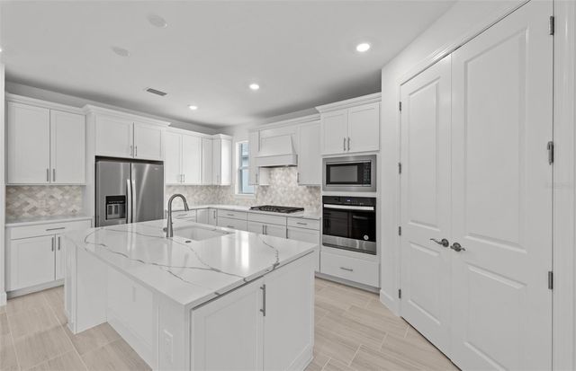 16526 ENNIS PLACE, Bradenton, FL 34212