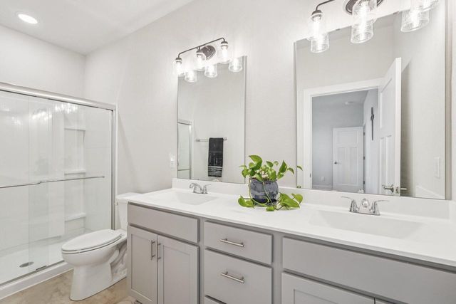 710 River Ridge DRIVE, Waterford, WI 53185