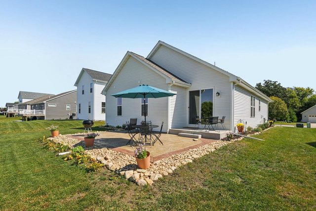 710 River Ridge DRIVE, Waterford, WI 53185