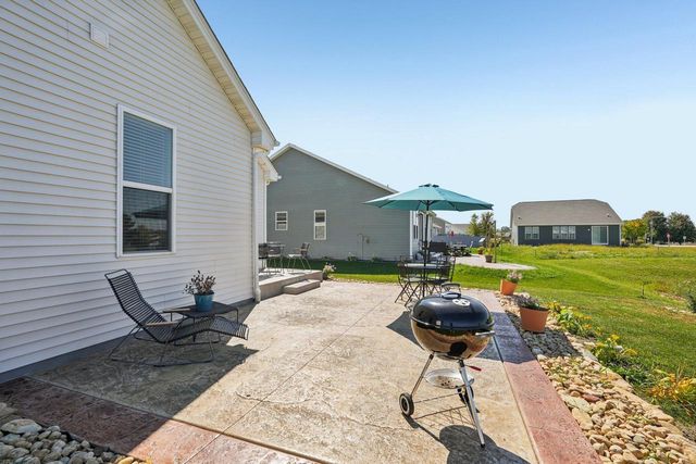 710 River Ridge DRIVE, Waterford, WI 53185