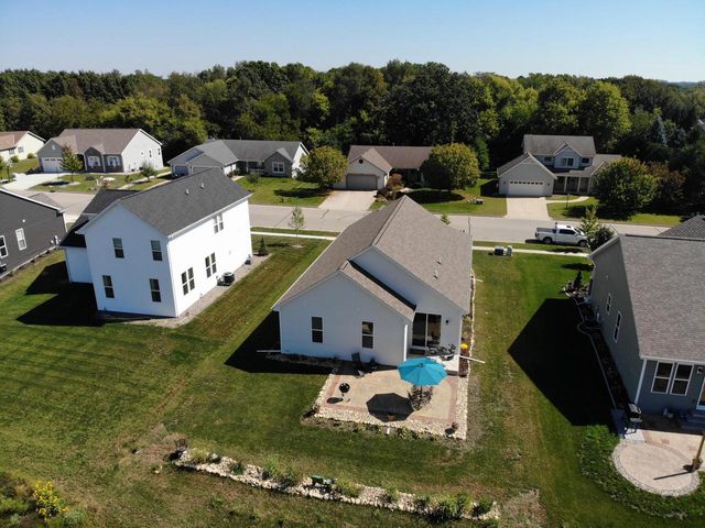 710 River Ridge DRIVE, Waterford, WI 53185