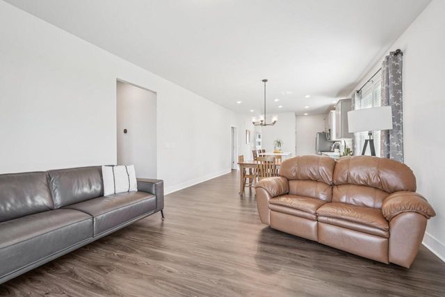 710 River Ridge DRIVE, Waterford, WI 53185